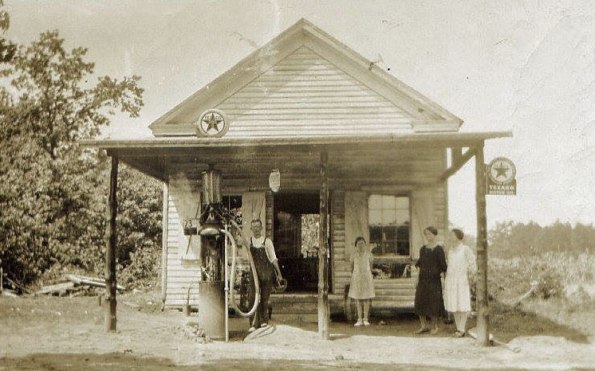 Fran-Harris-Hill_Chestnut-Grove