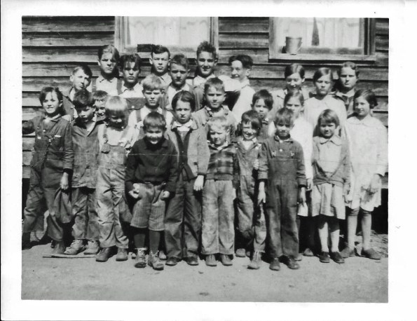 SRR_Beesville School Picture 1920s